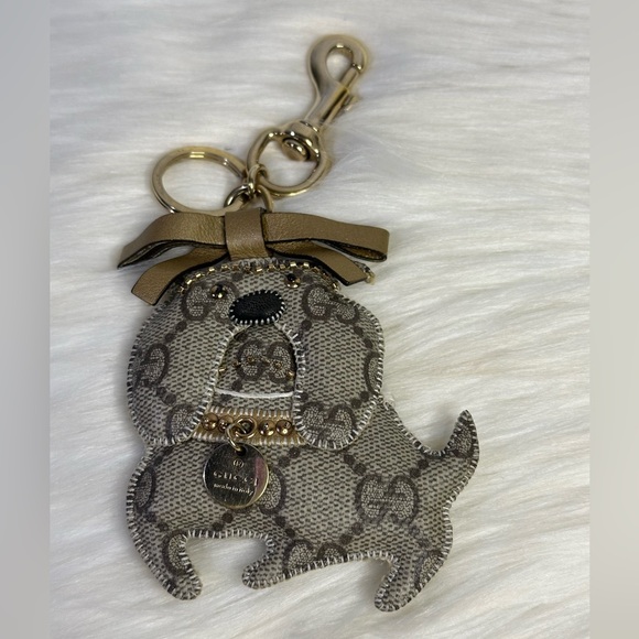 Gucci Accessories - GUCCI bulldog monogram leather keychain